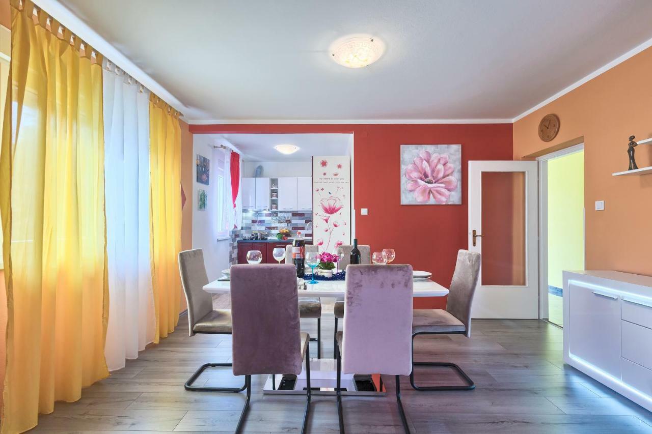 Apartman Modry بولا المظهر الخارجي الصورة